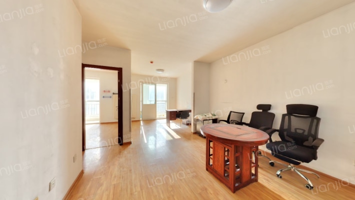 丁豪广场二手房实景图