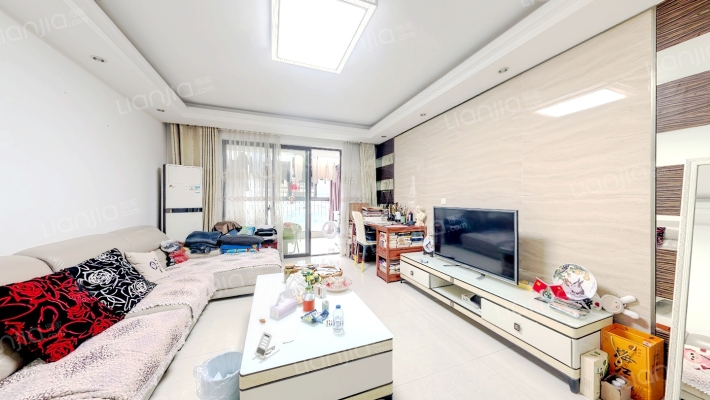 伟业迎春华府二手房实景图