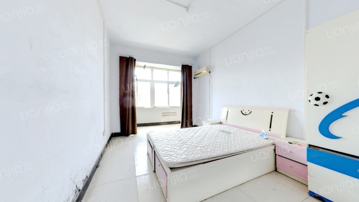 西十里铺南路18号院二手房实景图