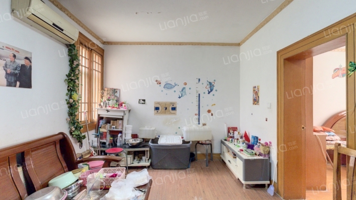 新华六村二手房实景图