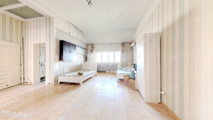 玫瑰花园二手房实景图