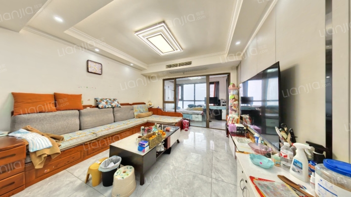 南湖国际中心二手房实景图