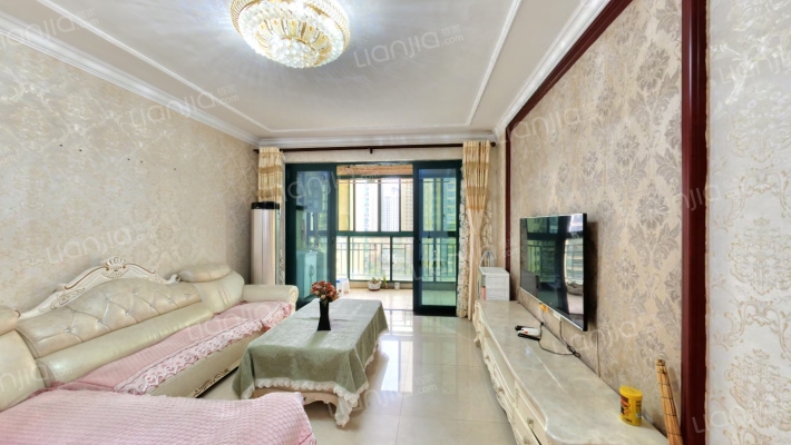 恒大绿洲二手房实景图