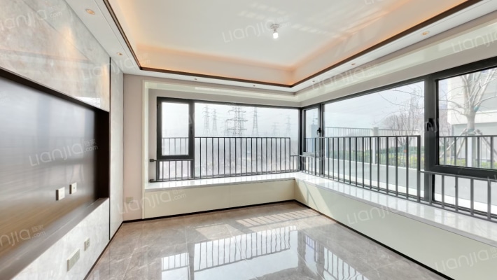 中建·长安麓府二手房实景图