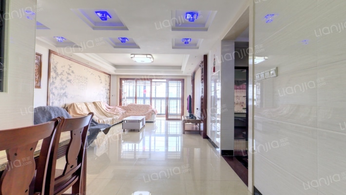 金山湖国墅园二手房实景图