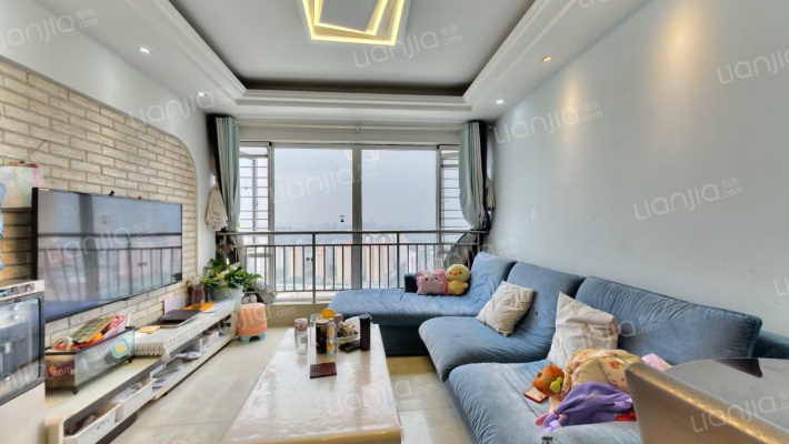 蓝光coco国际一期二手房实景图