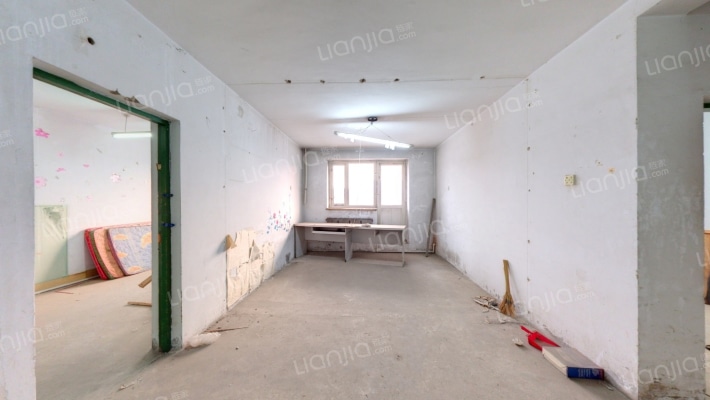 长春大学家属区二手房实景图