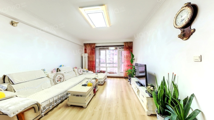 西山湖畔一期二手房实景图