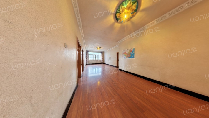 蒙山街24号二手房实景图