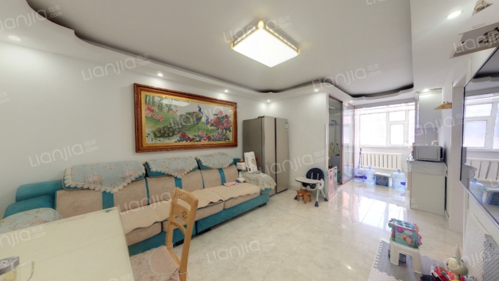 银松小区二手房实景图