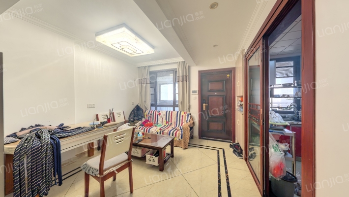 悦公馆二手房实景图