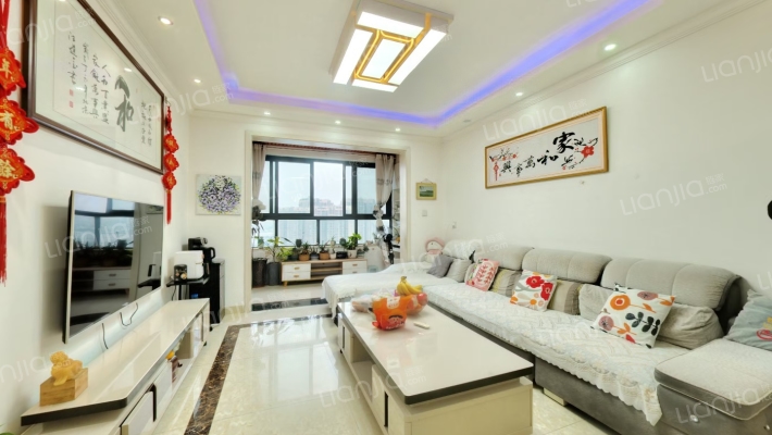 雄飞北尚广场二手房实景图