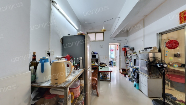 35区住宅楼二手房实景图