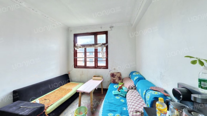 建校宿舍二手房实景图