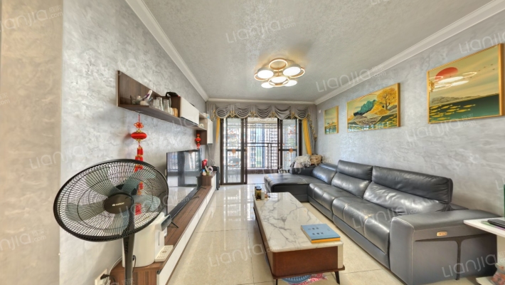 保利中韵花园二手房实景图