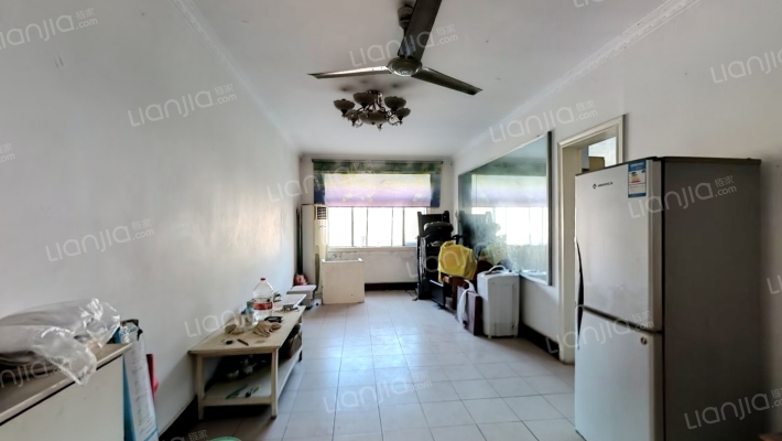 市卫生局家属院二手房实景图