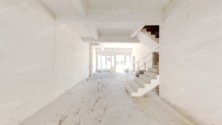 东逸湾翠河涧二手房实景图