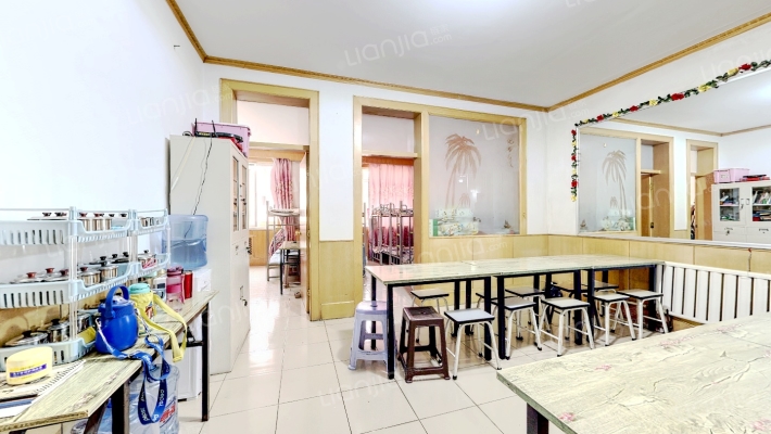 司法局宿舍二手房实景图