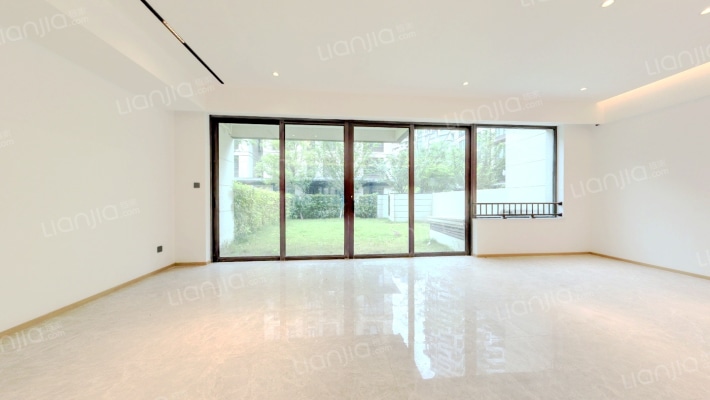 卓越晴翠二手房实景图