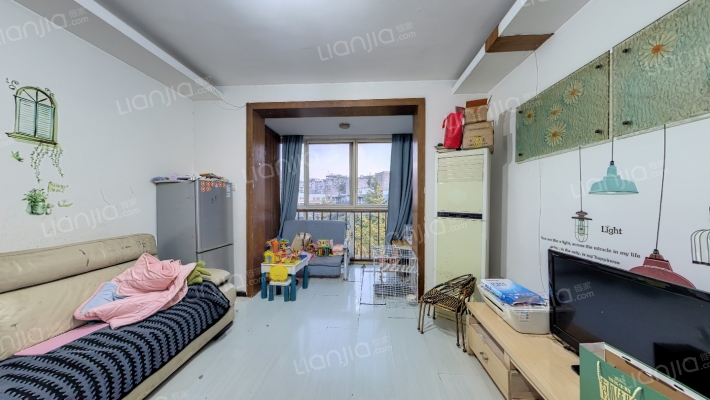 晋源彩庭二手房实景图