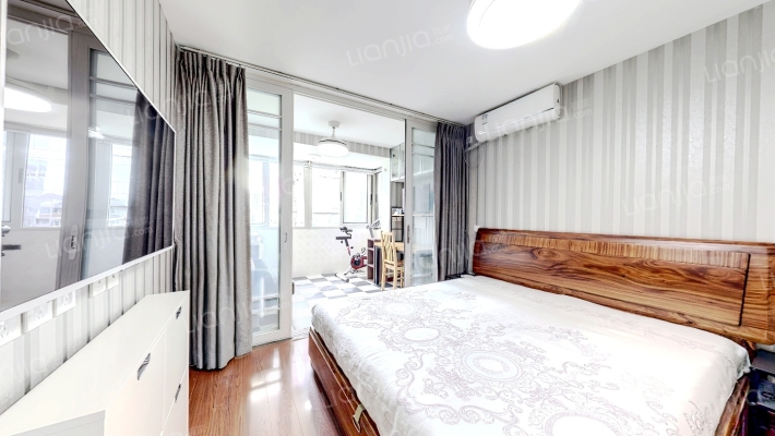 西南小区二手房实景图