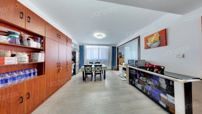 英雄大厦二手房实景图