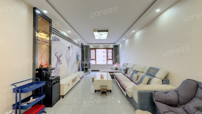 保利领秀山三区二手房实景图