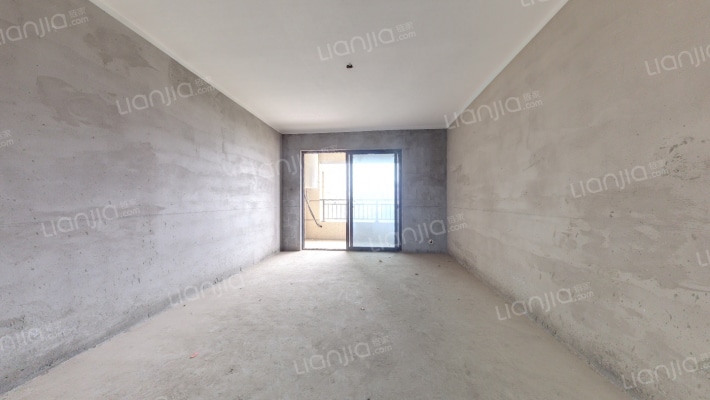 红霞锦苑二手房实景图