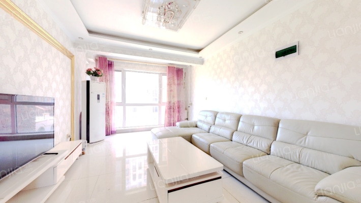 半岛蓝湾二手房实景图