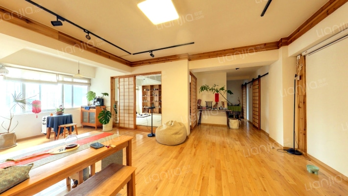 世界贸易中心二手房实景图