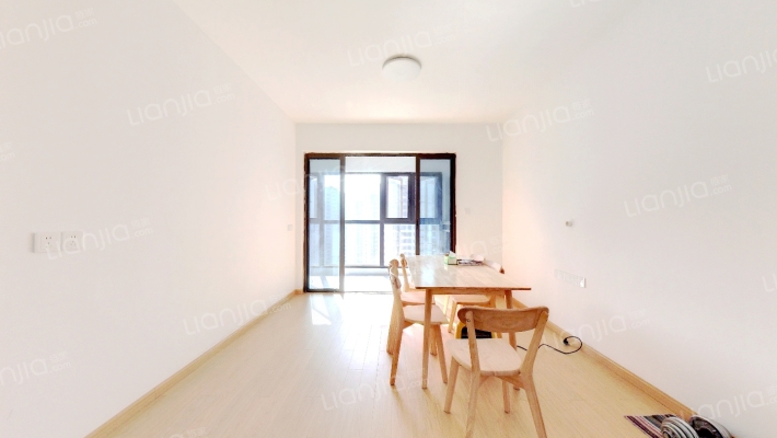 绿地新里城名仕公馆E02二手房实景图