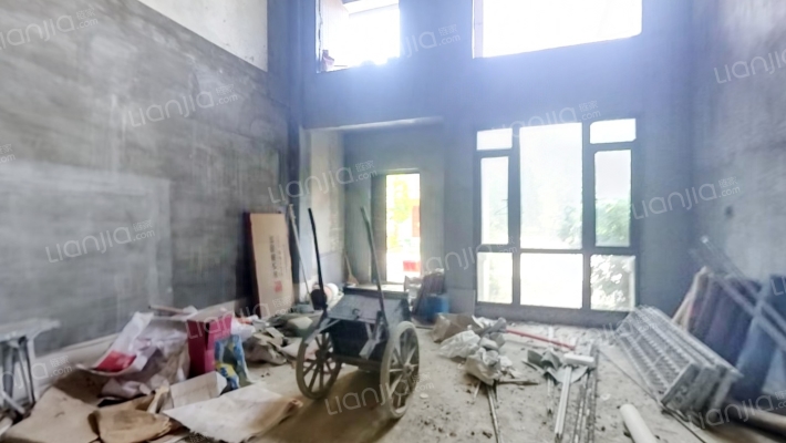 保利中央公园二手房实景图