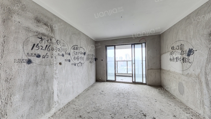 新力·新天地二手房实景图