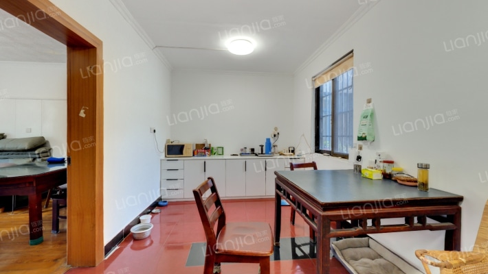 泾苑新村二手房实景图