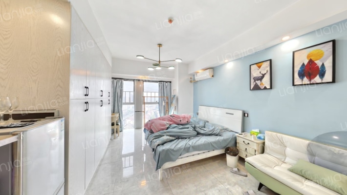 五峰国际二手房实景图