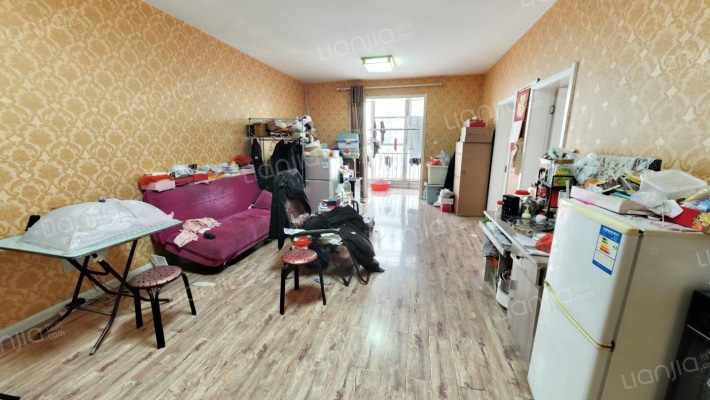 景泰花苑二手房实景图