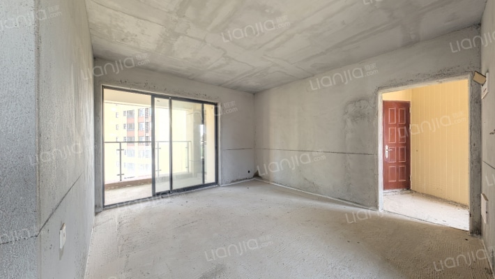 畔山悦海花园二手房实景图