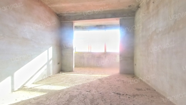 鸣鹿家园二手房实景图