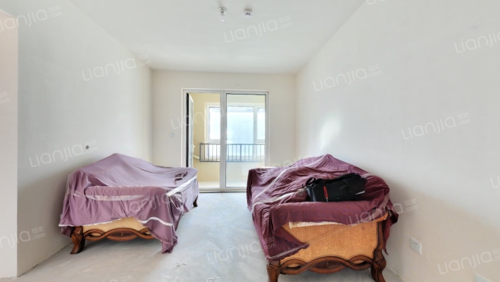 海信红岛府二手房实景图