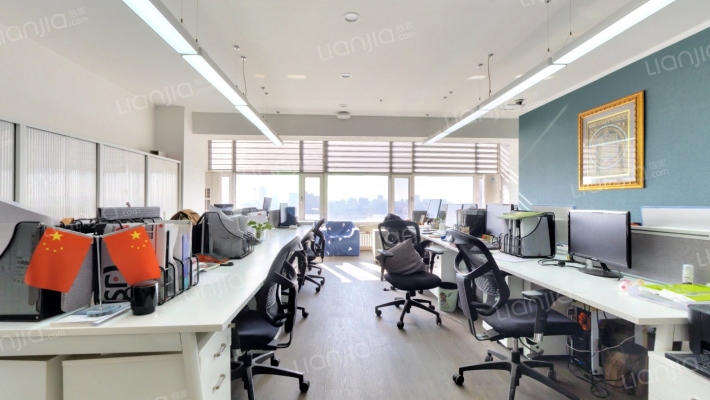 吉发广场二手房实景图