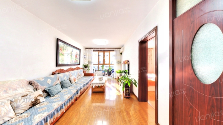 金达莱家园二手房实景图