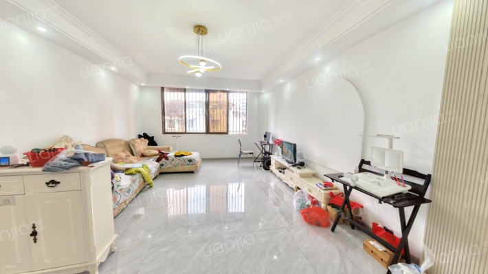 平安乡政府宿舍二手房实景图