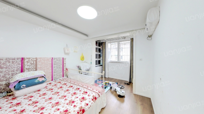 新梅花苑二手房实景图