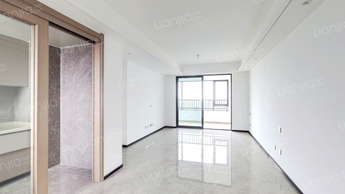 高速信达时代星河南区二手房实景图