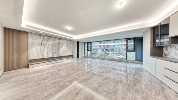 越秀天悦云萃二手房实景图