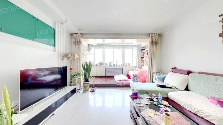 隆德佳苑二手房实景图