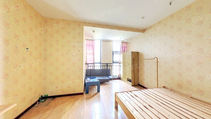 星富国际二手房实景图