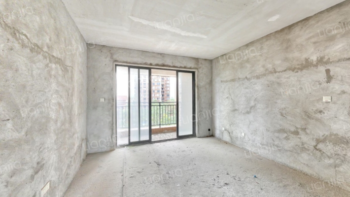 碧湖东岸二手房实景图