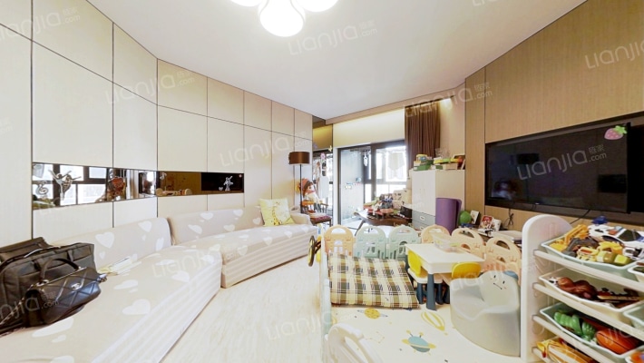 尚泰里二手房实景图