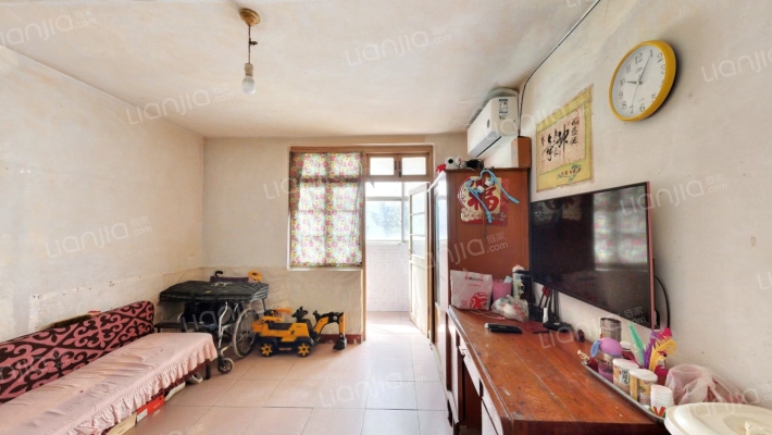 天成花园二手房实景图